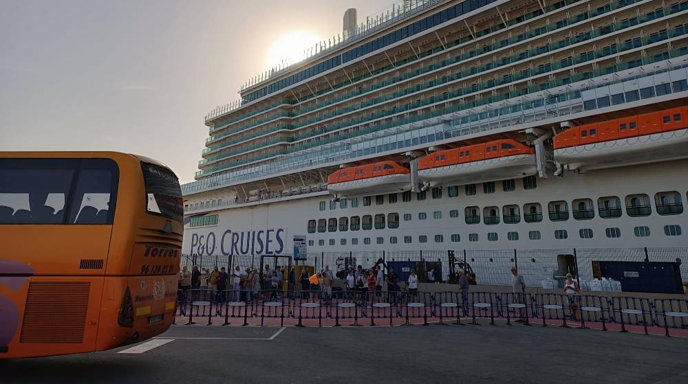 Valenciaport y Carnival P&amp;O Cruises unen fuerzas en el objetivo de lograr un turismo de cruceros sostenible
