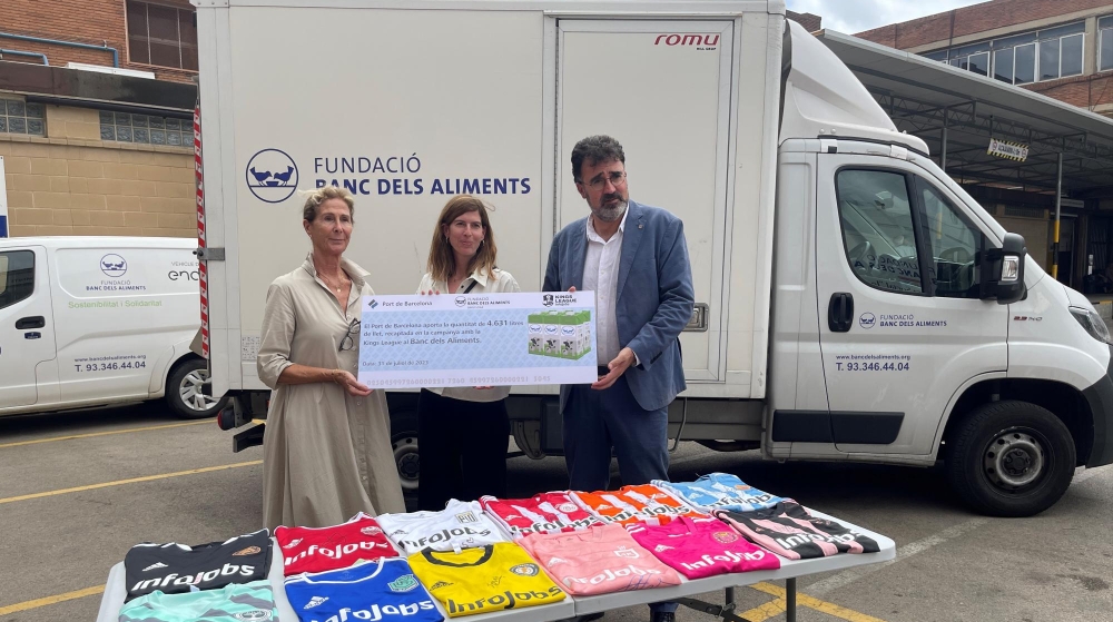 El Port de Barcelona y la Kings League Infojobs recaudan casi 5.000 litros de leche para el Banco del Alimentos