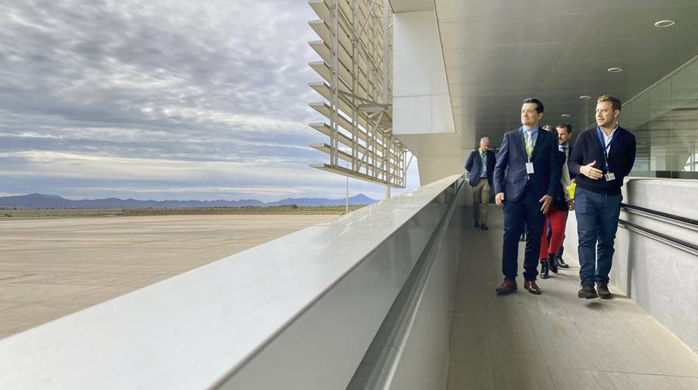 El Aeropuerto de Murcia y Aena avanzan en los trámites para habilitar puntos de inspección fronteriza para carga
