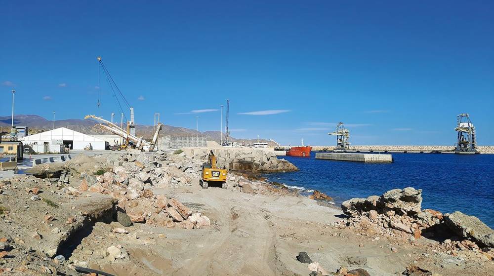 Almería inicia las actuaciones de protección del frente costero del acceso a Carboneras