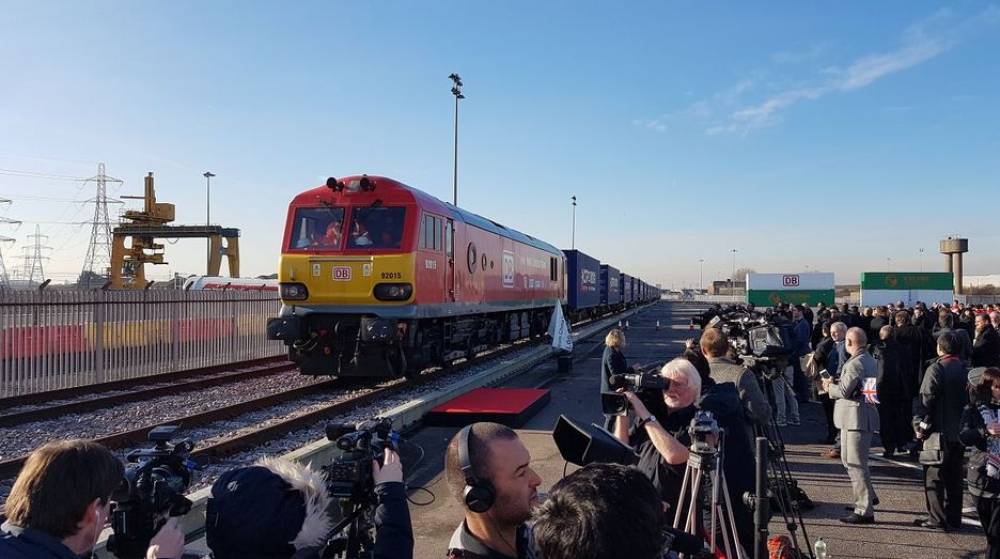 El primer tren de contenedores entre China y Reino Unido alcanza su destino en 18 d&iacute;as