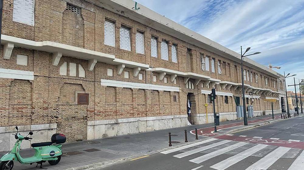 El Ayuntamiento de Valencia inicia los trabajos de reparación en los Docks