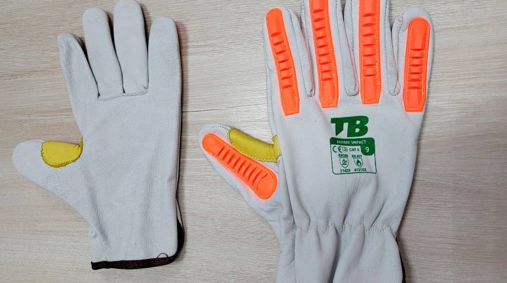 El CPEV diseña un modelo de guantes para garantizar mayor protección a los estibadores