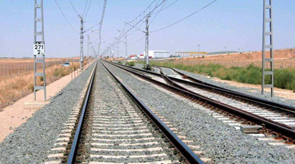 Adif adjudica la adecuaci&oacute;n del tramo entre Sagunt y Teruel a Rover Rail