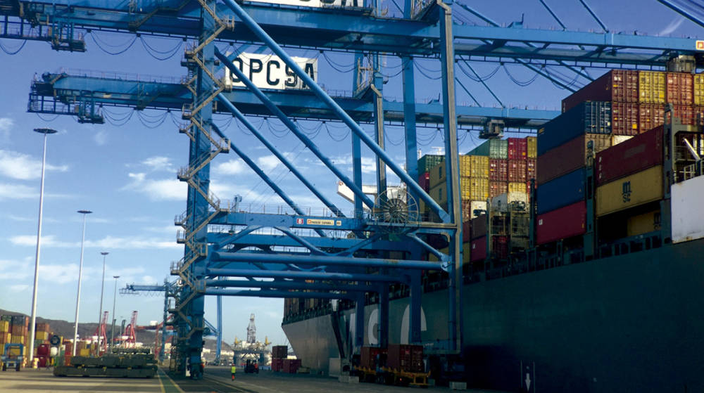 El Puerto de Las Palmas optimizar&aacute; la operativa de transporte horizontal del muelle Crist&oacute;bal Col&oacute;n