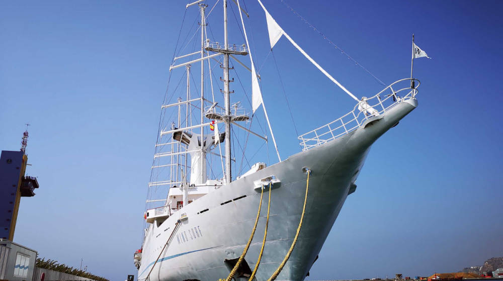 El crucero &ldquo;Wind Surf&rdquo; recala por sexta vez en el a&ntilde;o en el puerto de Almer&iacute;a