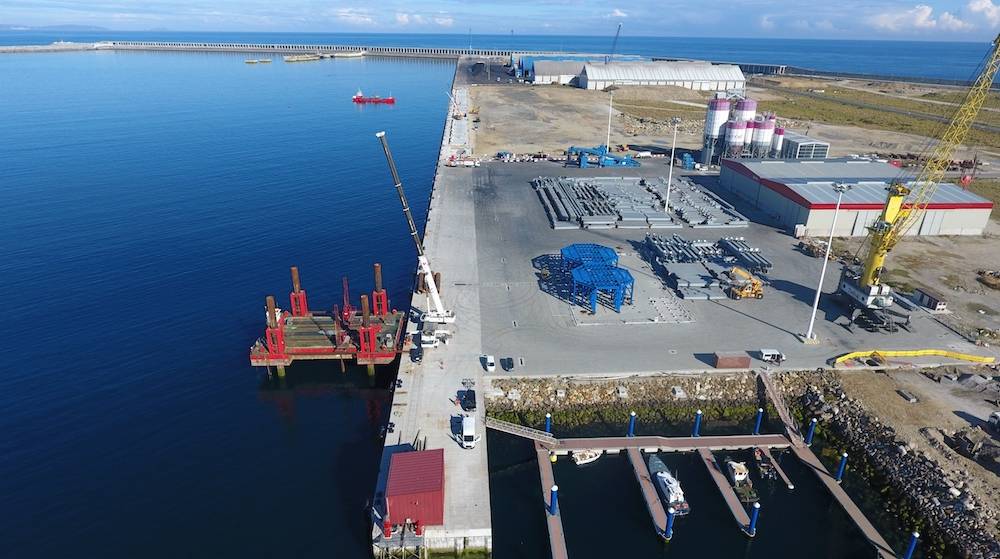 El puerto exterior de A Coru&ntilde;a cuenta ya con un nuevo muelle de 350 metros