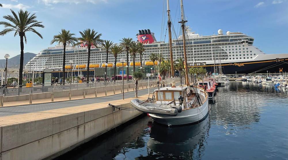 El Puerto de Cartagena recibe al crucero “Disney Dream” con 3.500 pasajeros