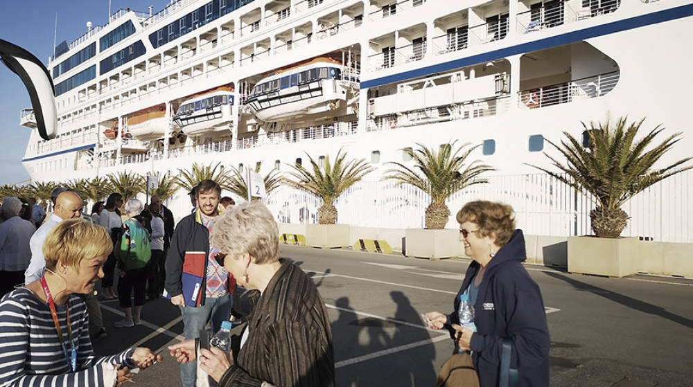 El Puerto de Almer&iacute;a da la bienvenida al crucero &ldquo;Sirena&rdquo; de Oceania Cruises