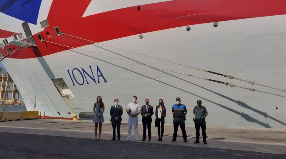 El crucero &quot;Iona&quot; escala por primera vez en el Port de Barcelona