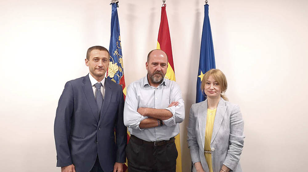 La C&oacute;nsul General de Ucrania en Barcelona se interesa por el funcionamiento de Valenciaport