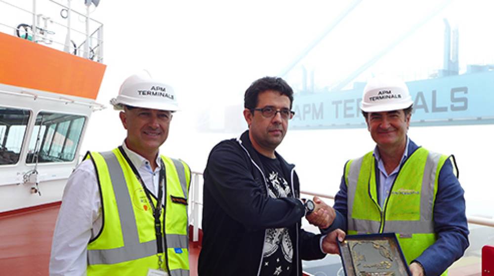 El Puerto de Algeciras celebra la llegada del mayor portacontenedores del mundo