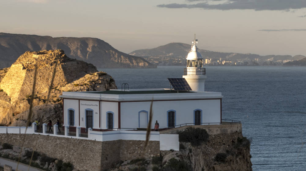 El Puerto de Alicante prorroga hasta 2026 la concesi&oacute;n del Faro de Punta Albir