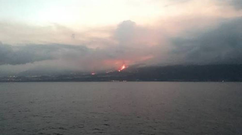 Marina Mercante prohibe la navegaci&oacute;n en la zona afectada por el volc&aacute;n en La Palma