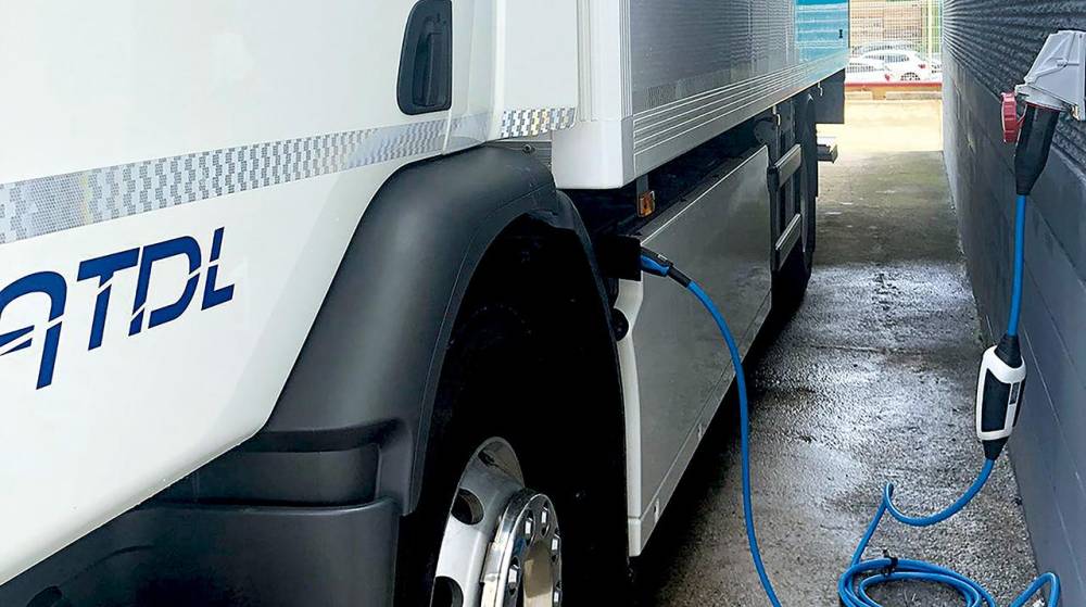 ATDL incorpora su primer camión eléctrico para Carrefour Express en Valencia