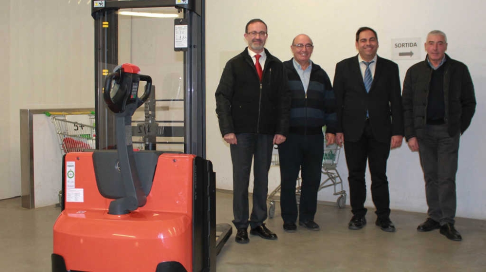 Toyota Material Handling Espa&ntilde;a aporta un apilador a C&aacute;ritas Arxiprestal de Vic