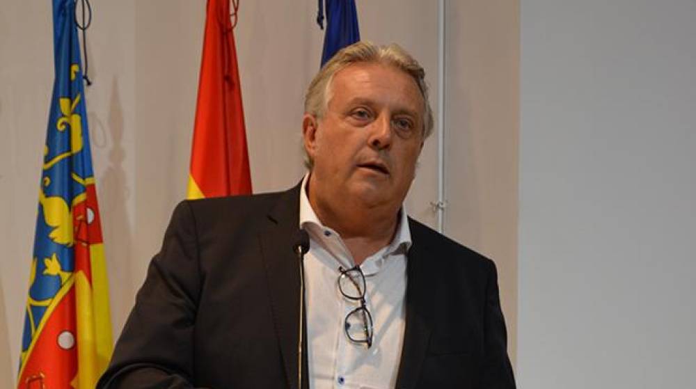 Carlos Prades, reelegido como presidente de la FVET