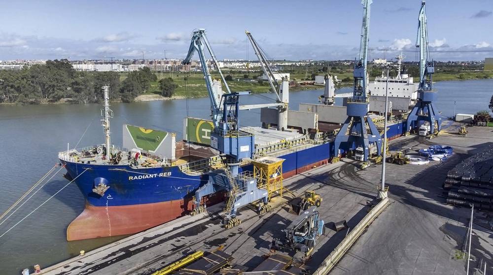 Sevitrade opera el buque con más carga de la historia del Puerto de Sevilla