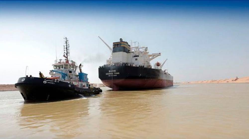 Un metanero y un petrolero colisionan sin incidentes reseñables en el Canal de Suez