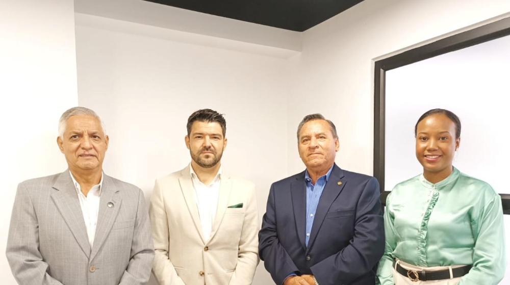 Fundación Cámara Marítima de Ecuador y International Maritime Business School trabajarán para potenciar los sectores marítimo, portuario y logístico