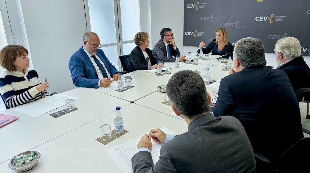 La Generalitat Valenciana trabajará con las asociaciones de la carretera para mejorar las ITV