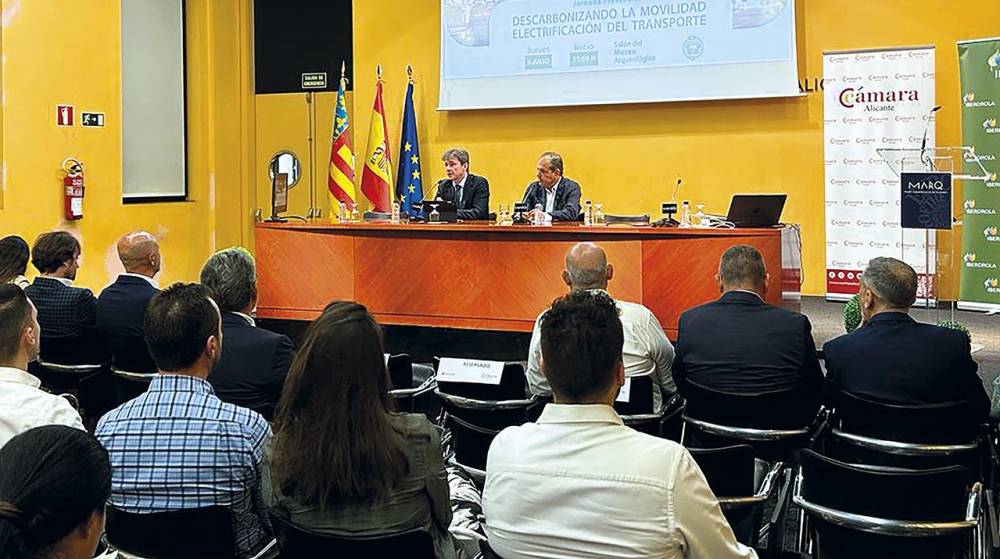 Cámara Alicante e Iberdrola abordan los retos del transporte en materia de descarbonización