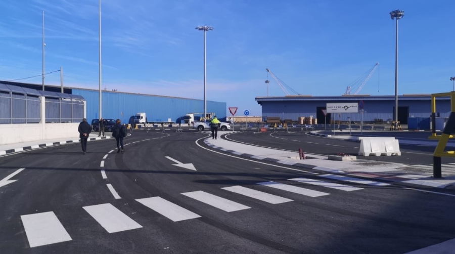 El acceso sur del Puerto de Gand&iacute;a reduce el tr&aacute;fico de 100 camiones al d&iacute;a en la ciudad