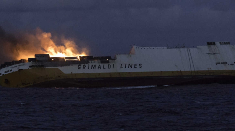 El &ldquo;Grande America&rdquo; de Grimaldi se hunde en el Golfo de Vizcaya con su tripulaci&oacute;n a salvo