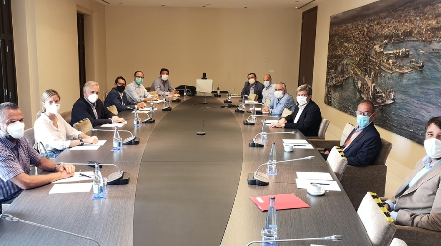 ANESCO y APV analizan la situaci&oacute;n actual del sector de la estiba