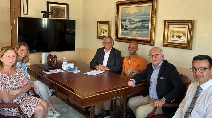 El Club de Mar presenta a la Autoridad Portuaria de Almería su nueva junta directiva