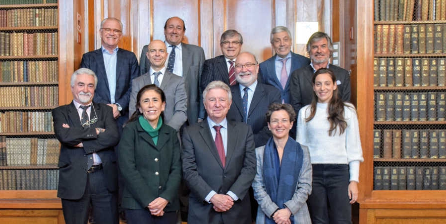 Foment considera prioritario el plan de modernizaci&oacute;n de los sectores industriales y log&iacute;sticos de Catalunya