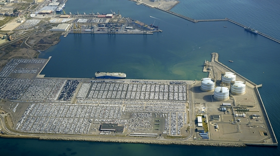 Toyota solicita ampliar su espacio en el Puerto de Sagunto