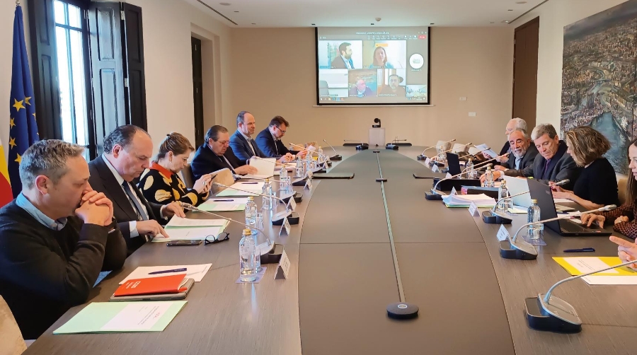 Los miembros del Consejo de Administración de la APV en su reunión celebrada en la mañana de ayer.