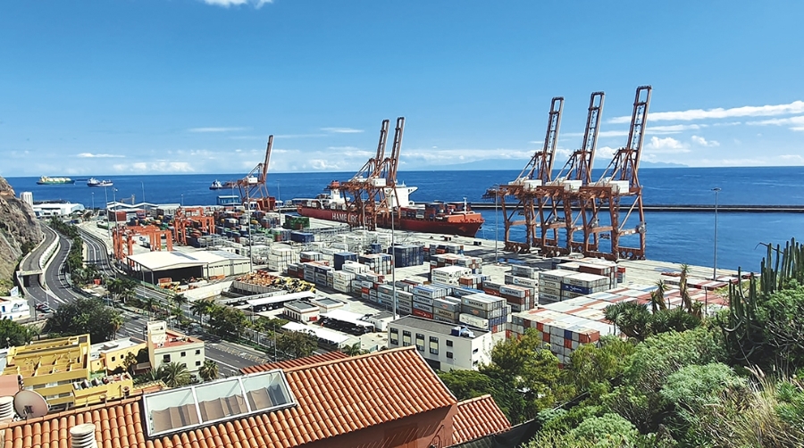 El puerto de Santa Cruz de Tenerife aumenta el tráfico de mercancias respecto el primer trimestre del 2024.