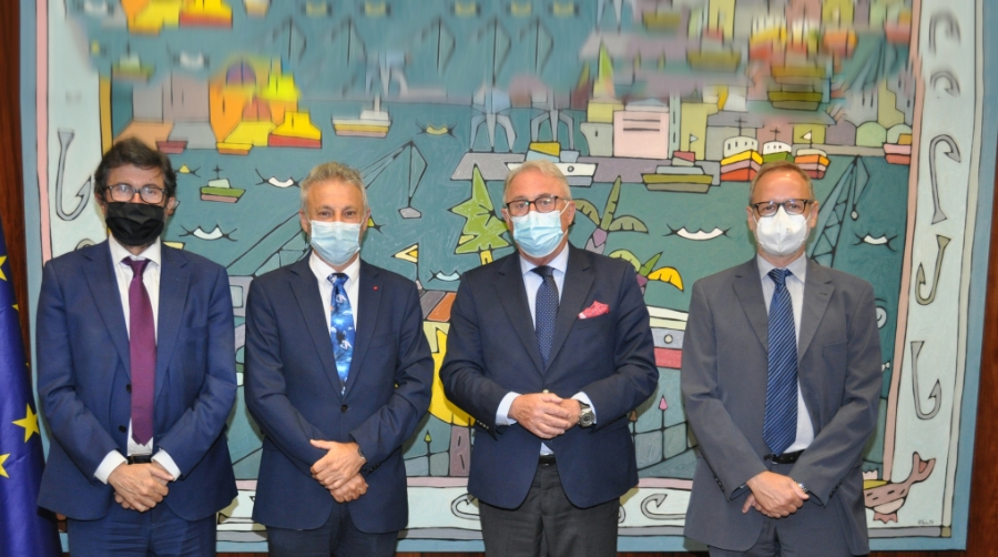 Puertos del Estado y la AP de Almer&iacute;a impulsar&aacute;n la conexi&oacute;n ferroviaria del enclave andaluz