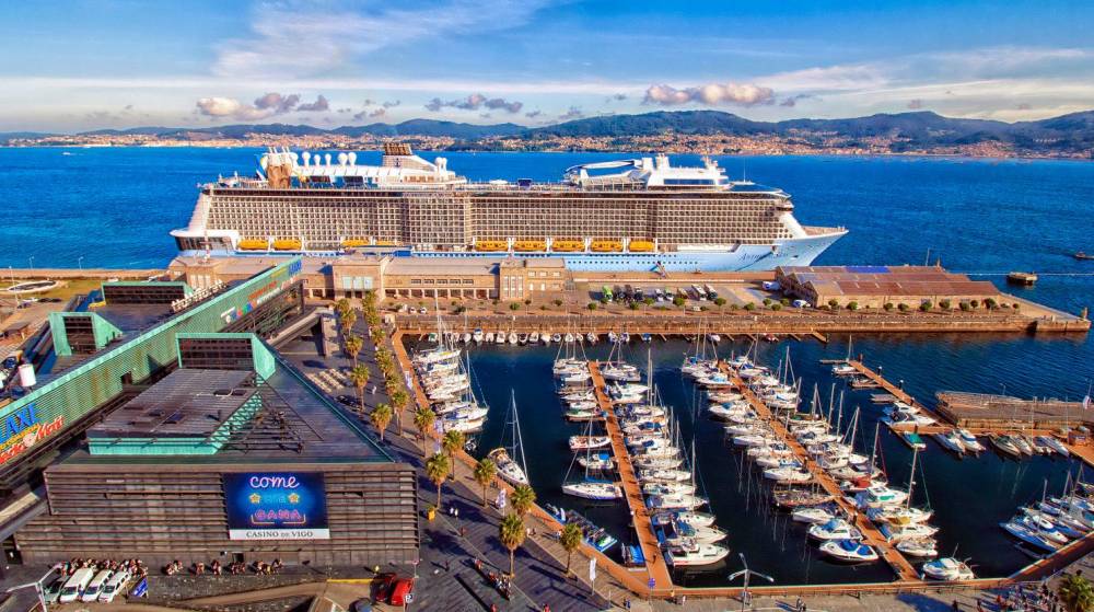 El Puerto de Vigo acoge a los casi 4.500 pasajeros del crucero “Anthem of the Seas”
