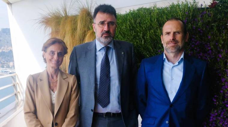 Nuria Lacaci, secretaria general de ACE; Lluís Salvadó, presidente de Port de Barcelona y Carlos Castán, presidente de ACE