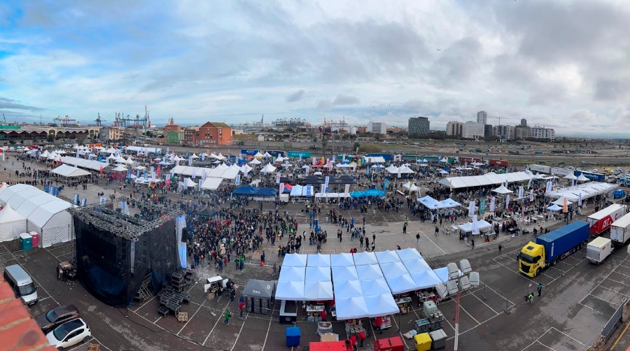 Vista general de la Fiesta en el momento de su apertura.