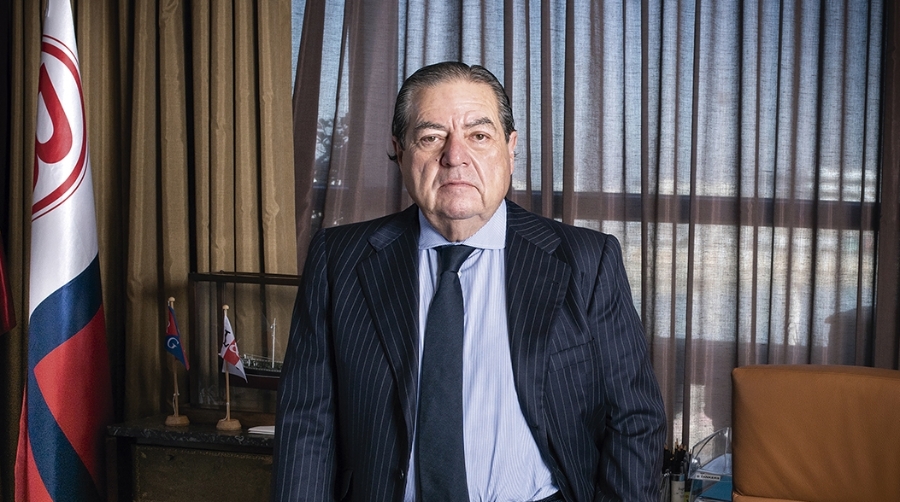 Los Premios Faro PortCastelló reconocen la trayectoria empresarial de Vicente Boluda