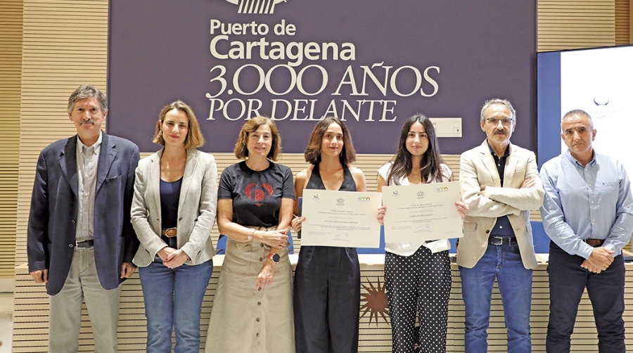 Un momento de la entrega de los premios de la Cátedra de Medio Ambiente en la Autoridad Portuaria de Cartagena.