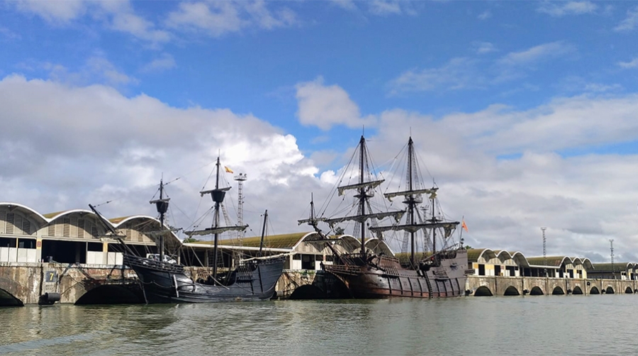 El Puerto de Sevilla acoge la Nao &quot;Victoria&quot; y el Gale&oacute;n &quot;Andaluc&iacute;a&quot; durante el estado de alarma