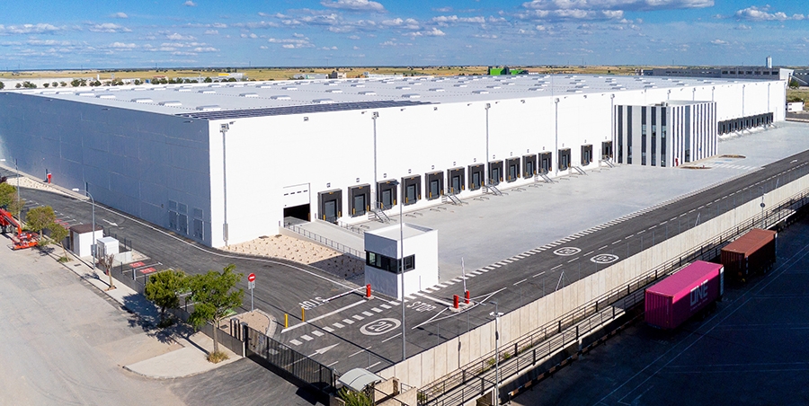 Pulsar Properties entrega un nuevo edificio log&iacute;stico de 32.000 metros cuadrados en Torija