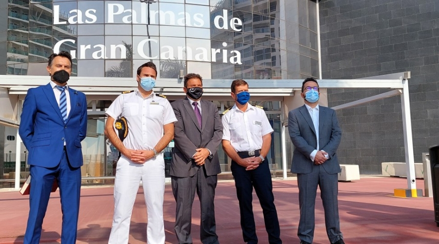 Los cruceros &quot;Iona&quot; y &quot;Celebrity APEX&quot; escalan en Las Palmas