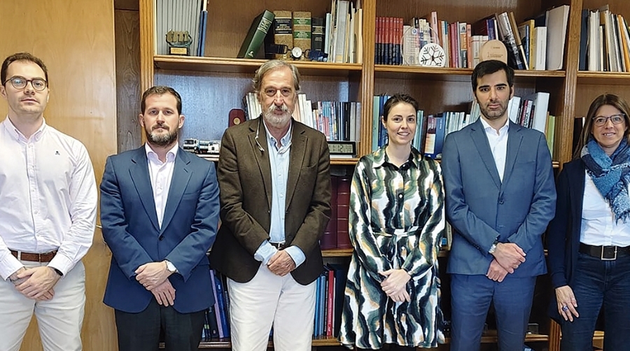 En el encuentro, celebrado en Madrid, participaron la Directora de FETEIA-OLTRA, Blanca Guitart, el Secretario Técnico, Martín Fernández, y el equipo directivo de la Dirección General.