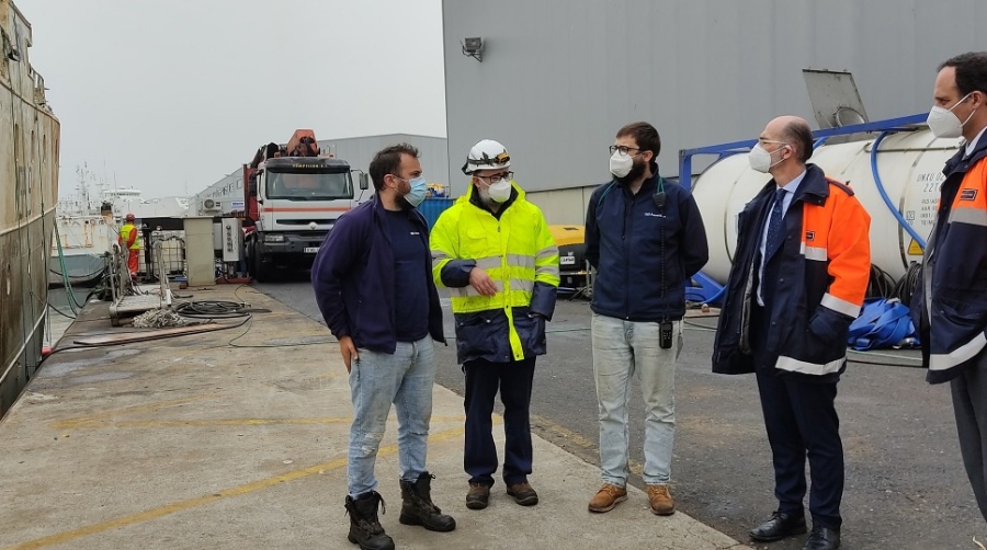 La AP de Vigo completa el reflotamiento del &ldquo;Baffin Bay&rdquo;