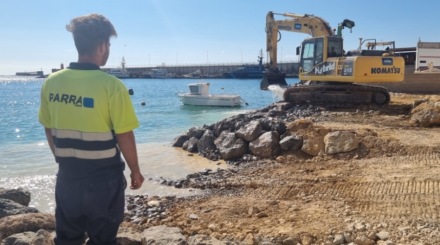 El Puerto de Almer&iacute;a construye una rampa de varado y botadura de peque&ntilde;as embarcaciones