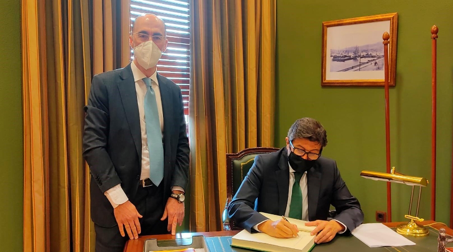 El Puerto de Vigo reitera la necesidad de conectar Bouzas y PLISAN por ferrocarril