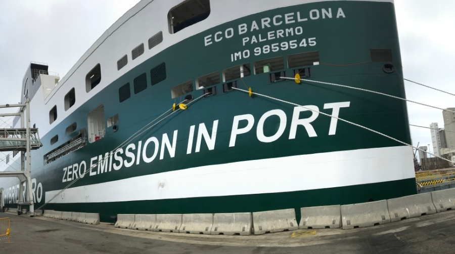 Luz verde al anteproyecto sobre el impuesto de emisiones portuarias en Catalunya