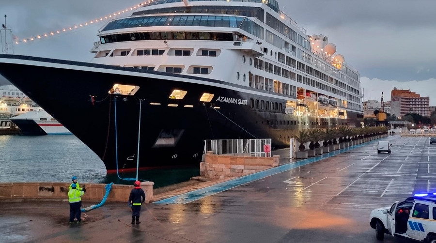 Puerto de Almería presenta en Seatrade sus servicios y proyectos al sector crucerístico