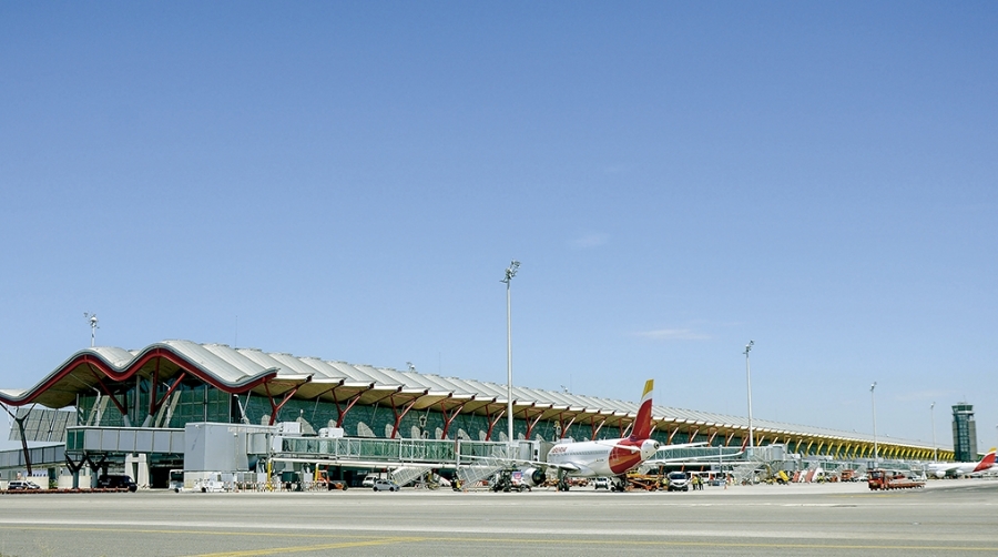 La organización señala que algunas compañías aéreas han creado nuevas rutas desde aeropuertos cercanos.